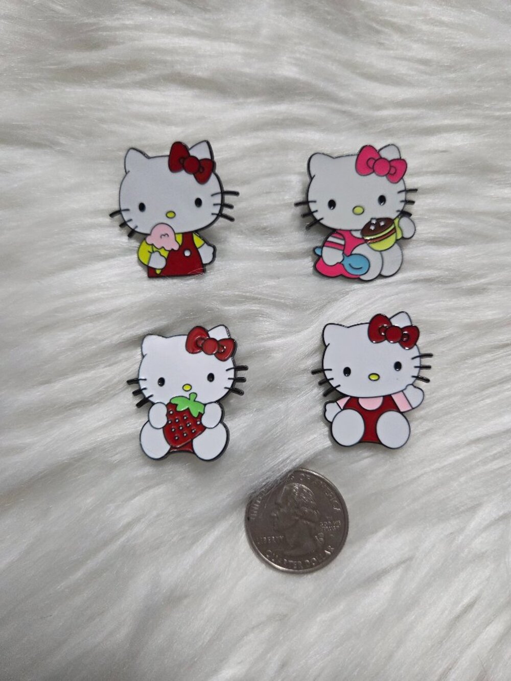 Hello Kitty Pin Set - Picture 3 of 6